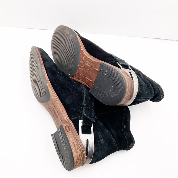 {UGG} Australia 'Austin' Suede Ankle Boots - Picture 14 of 16